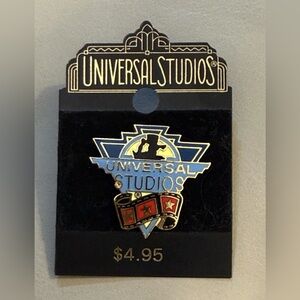 Vintage Universal Studios Movie Reel Film Camera Trading Pin NOS NEW Collector